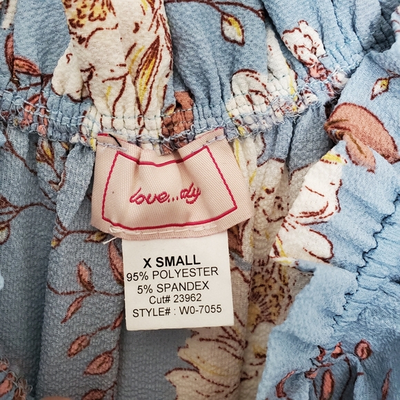 NWT Love Ady Blue Floral Off Shoulder Jumpsuit - Picture 3 of 6